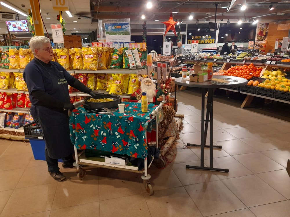 Proeverij bij Jumbo Aalten, Boerderijwinkel Lensink is erbij.